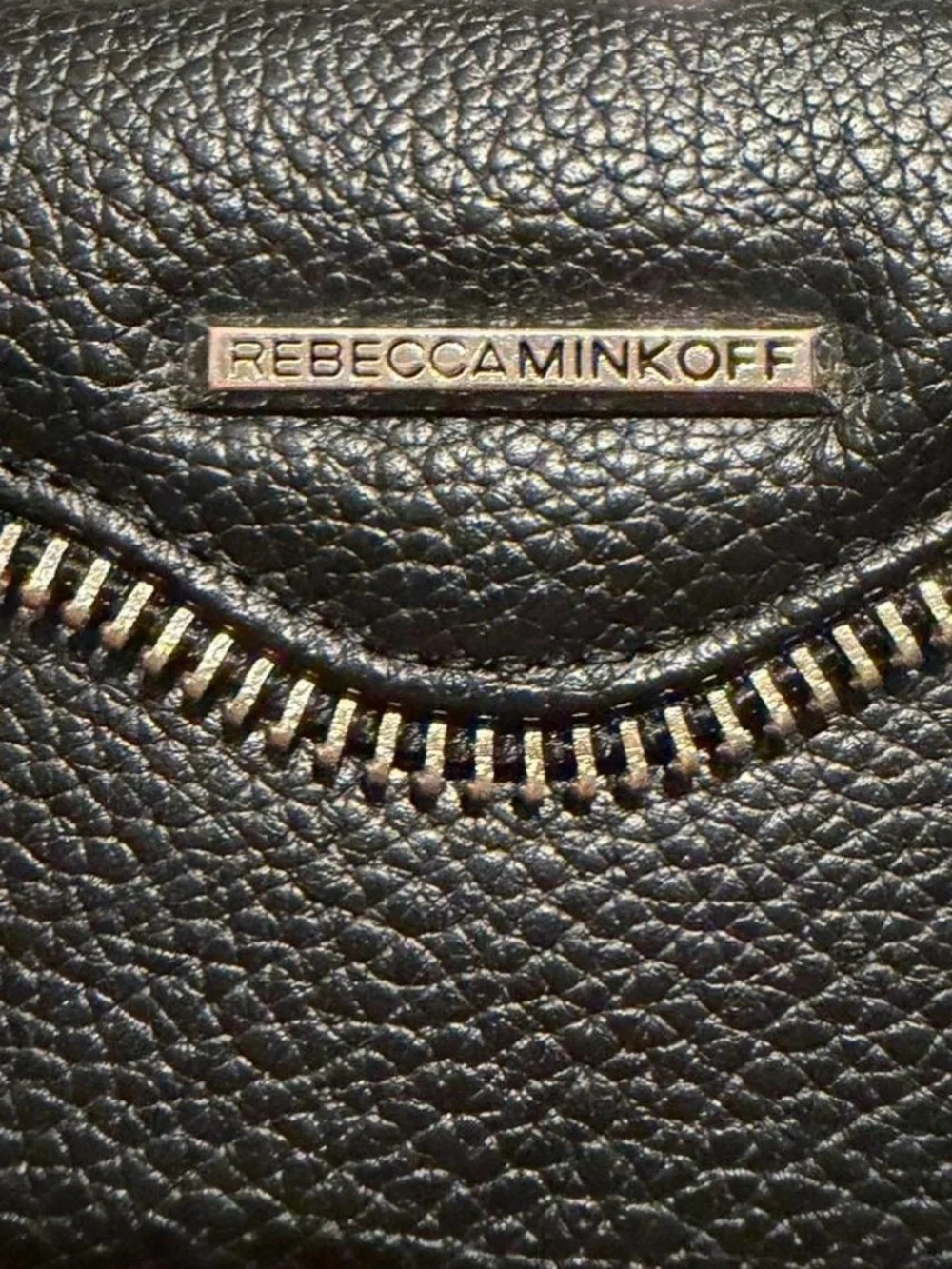 📱 Rebecca Minkoff Pebbled Leather Wristlet iPhone 6/6s Case📱